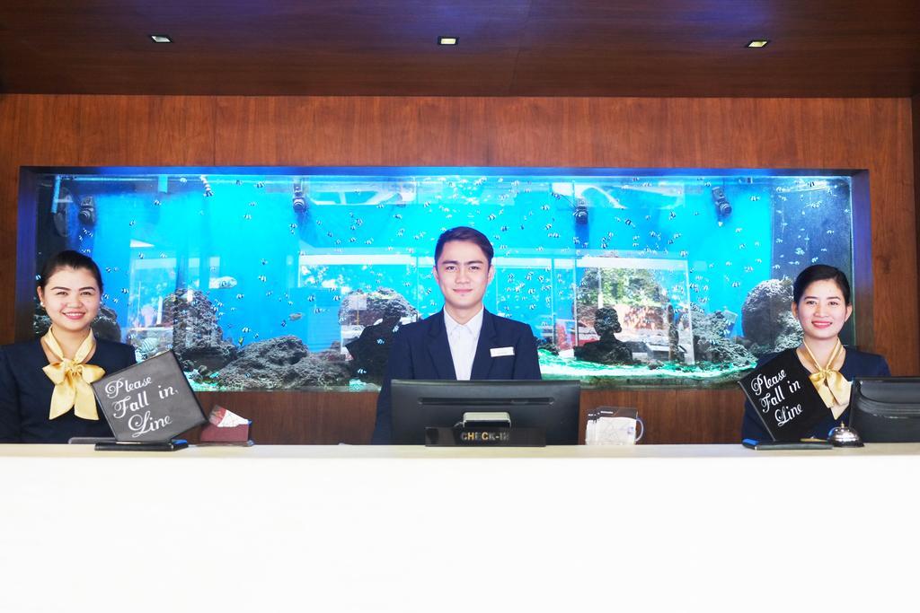 Castle Peak Hotel Cebu Exteriér fotografie